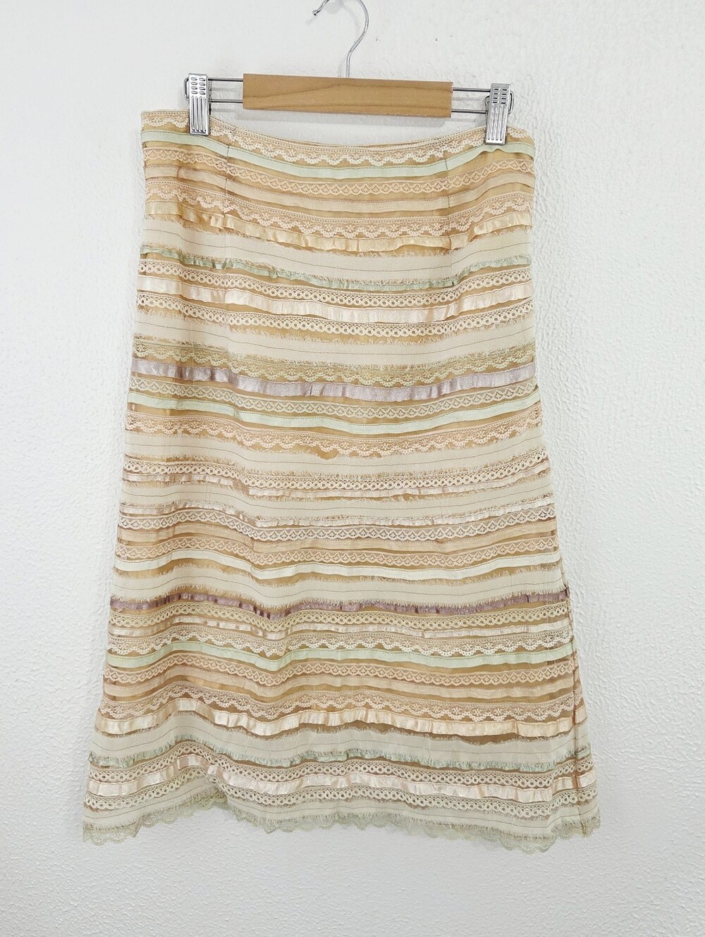 Vintage 1990s Y2k Rampage lace and ribbon detail pencil skirt ivory mint size 3